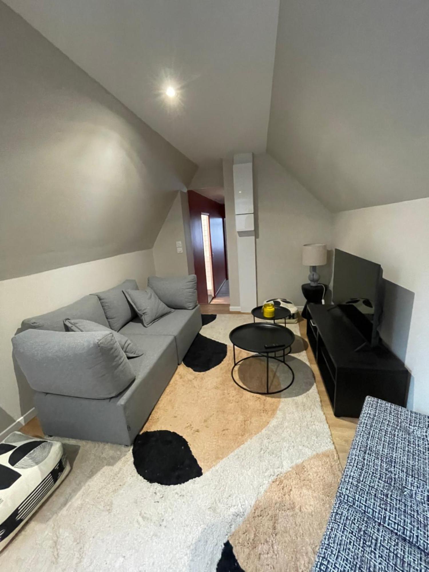 Le Petit Chateau Du Docteur Cambournac บัวร์ ภายนอก รูปภาพ